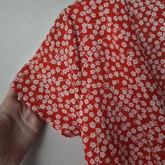 Princess Polly Romper Virgo Tie Front Cut Out Playsuit Ditzy Floral Red Size 6 - Picture 4 of 10